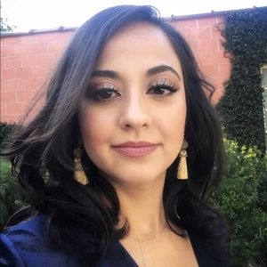 Meet your Posher, Neha